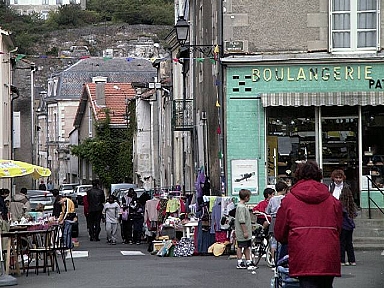 写真6:街区住民のお祭り