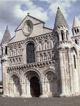 写真13:ノートルダム・ラ・グランド